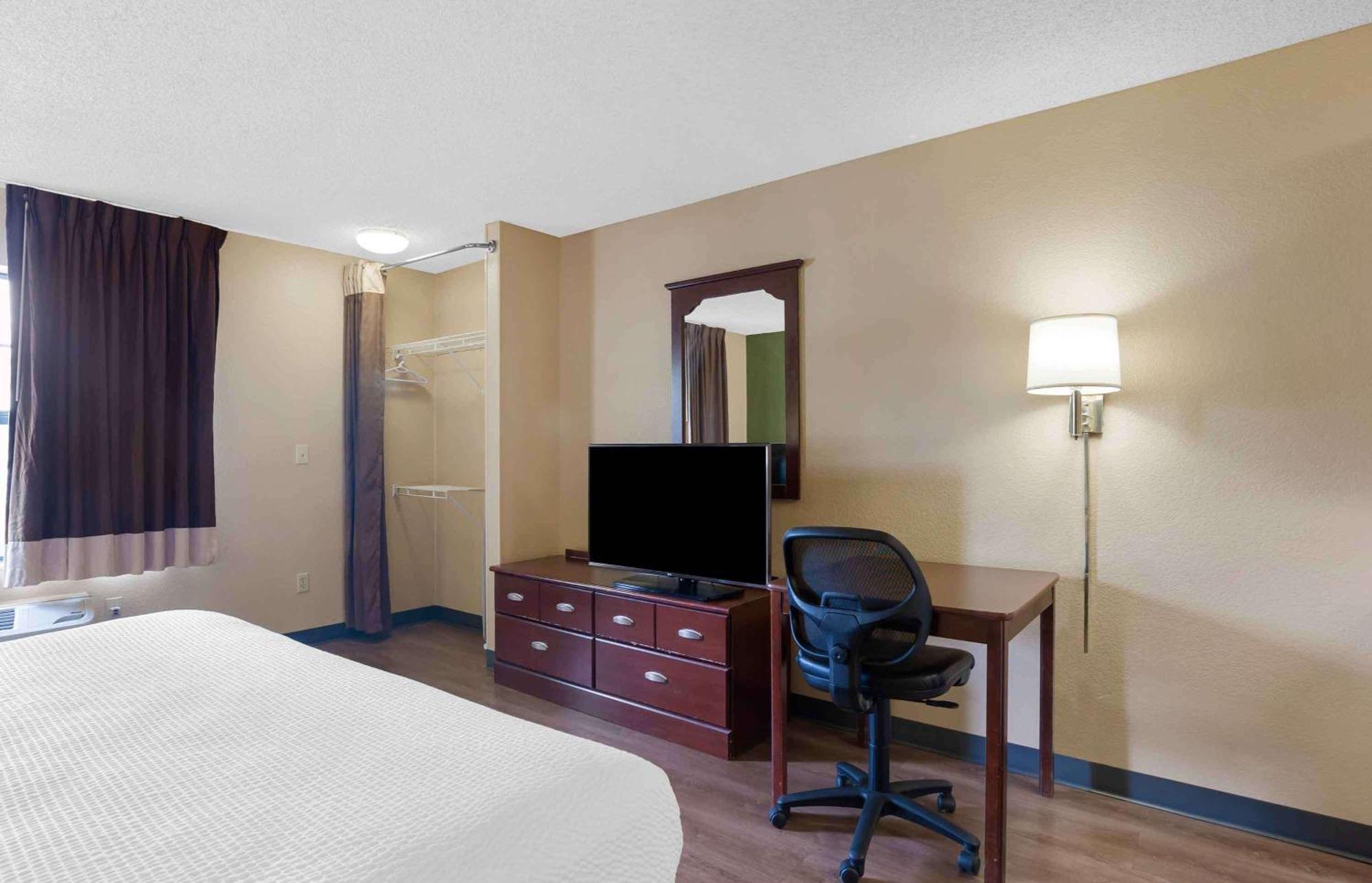Extended Stay America Select Suites - Chicago - Hanover Park Eksteriør bilde