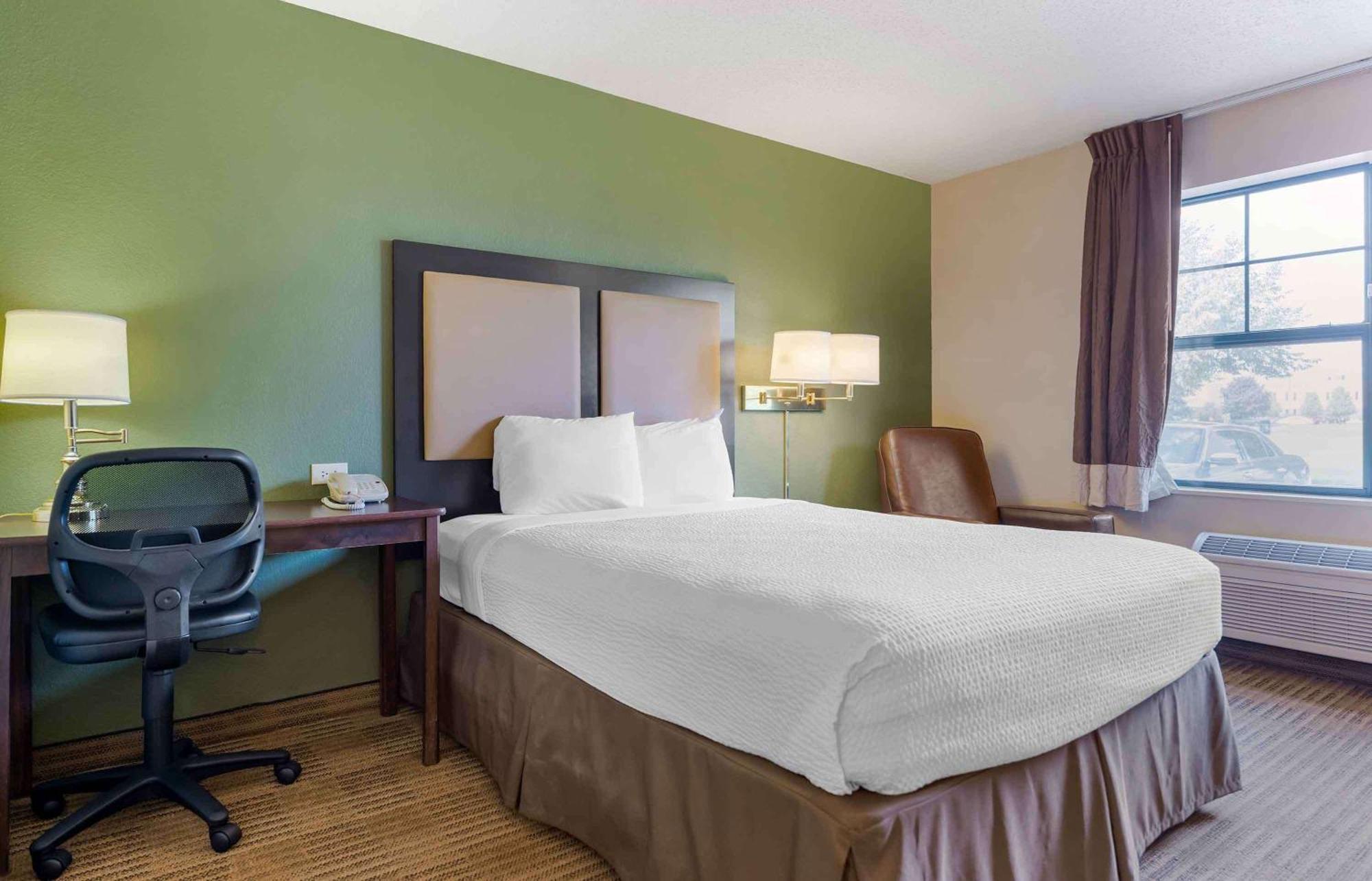 Extended Stay America Select Suites - Chicago - Hanover Park Eksteriør bilde